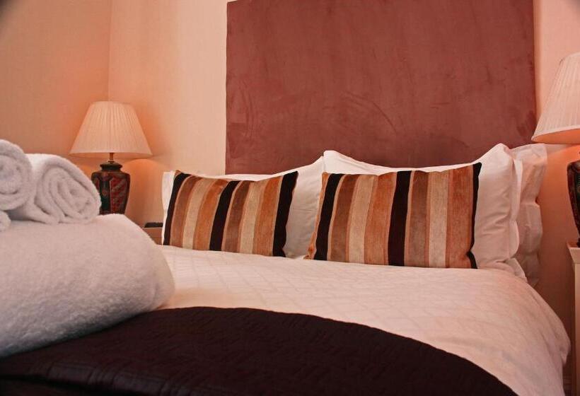 חדר סטנדרט, Annandale Arms