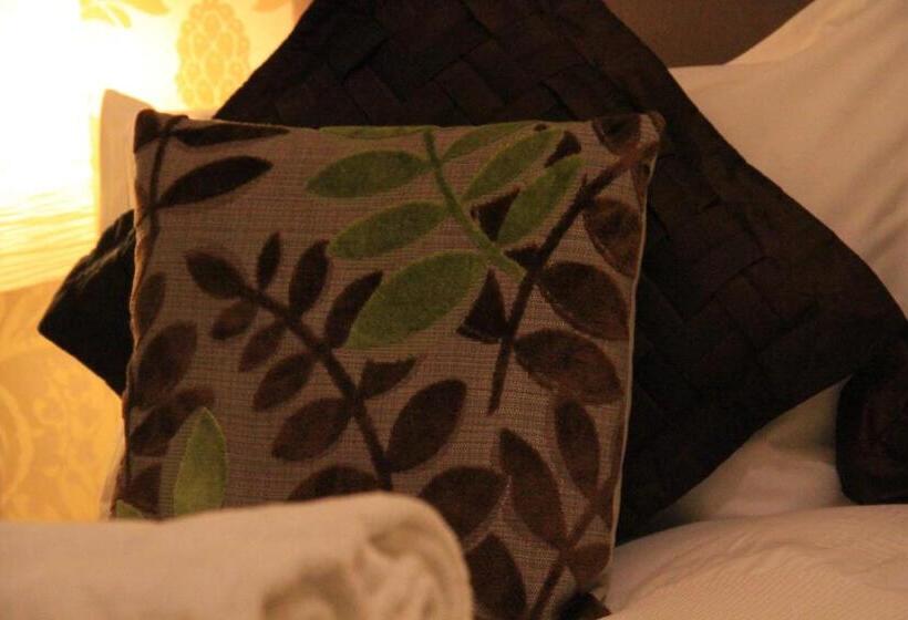 חדר סטנדרט, Annandale Arms