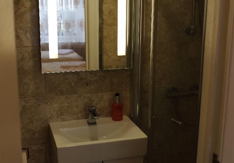 Номер Стандарт Трехместный, Barry House