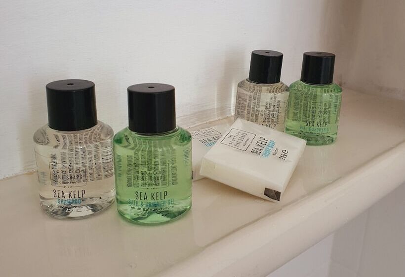 غرفة عائلية, Bayswell Park