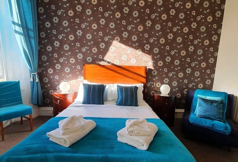 غرفة عائلية, Bayswell Park