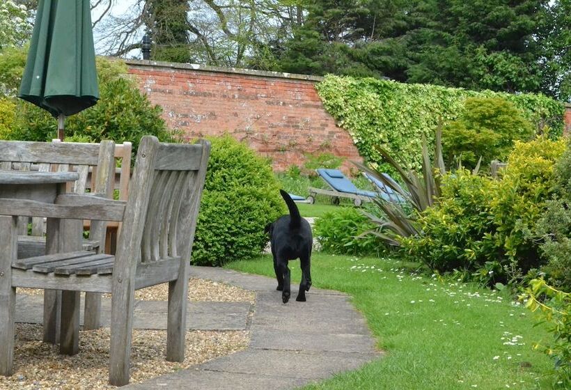 חדר קלאסי, Beechfield House