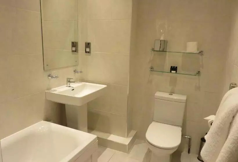 エグゼクティブファミリールーム, Belmont Hotel Leicester