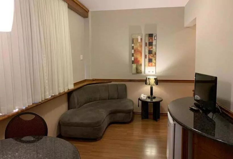 اتاق پرمیوم, Bourbon Londrina Business