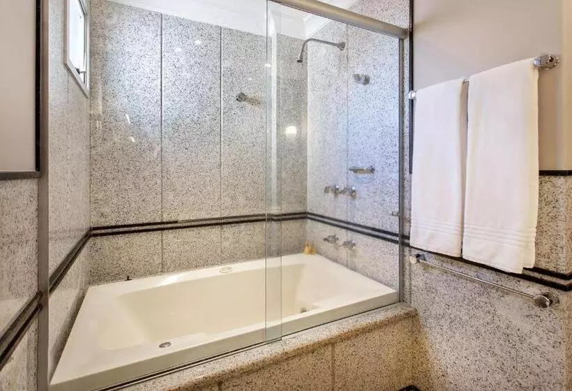 سوئیت کلاسیک, Bourbon Londrina Business
