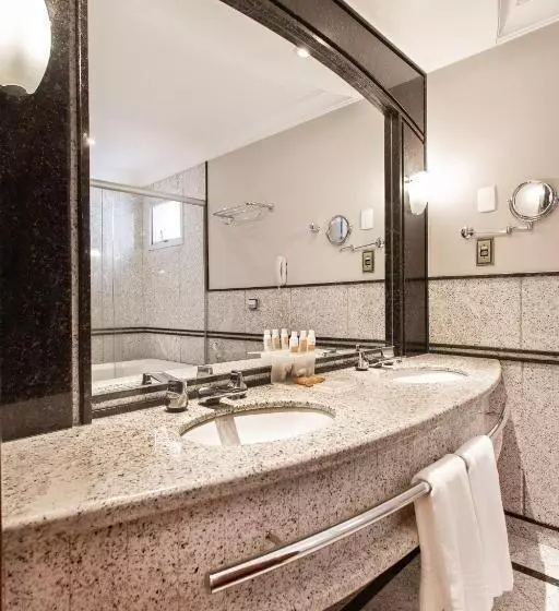 سوئیت کلاسیک, Bourbon Londrina Business
