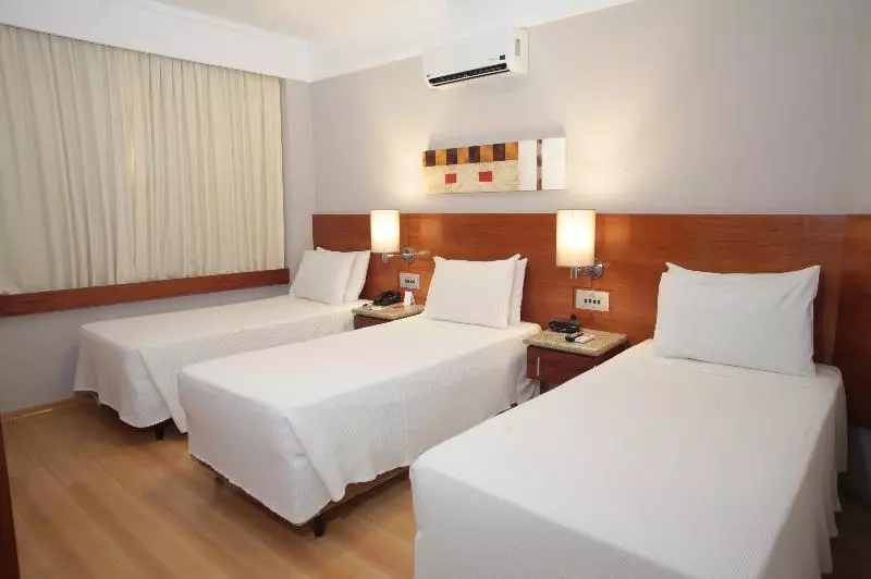 اتاق سوپریور سه تخته, Bourbon Londrina Business