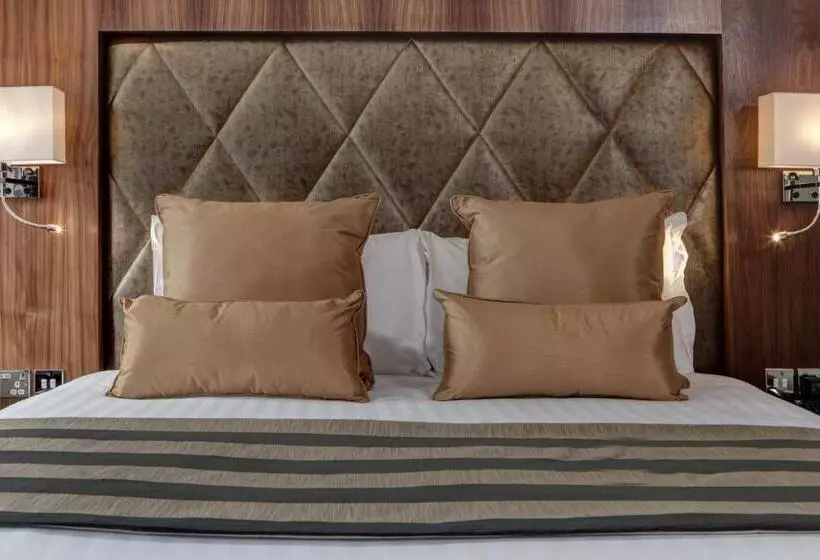 Executive Room, Donnington Manor