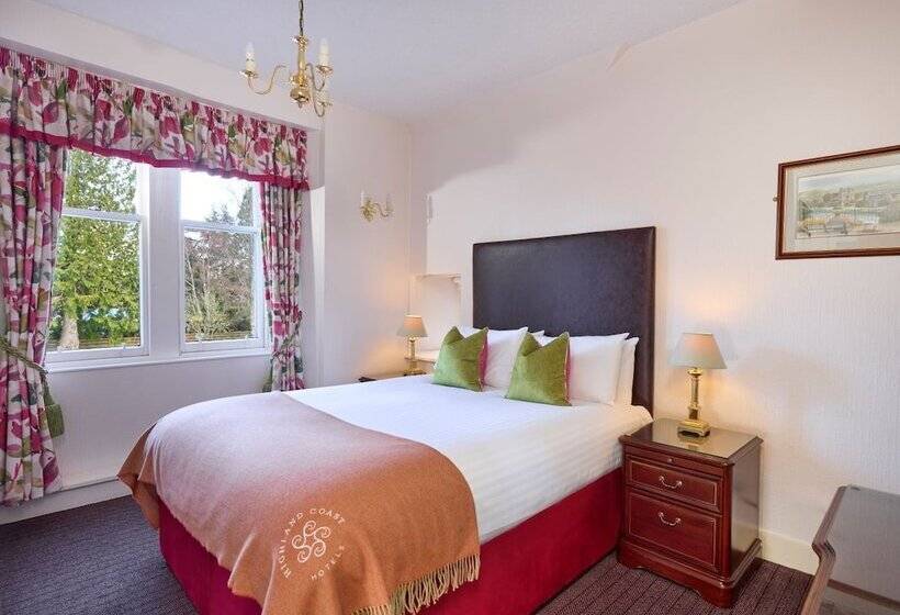 غرفة قياسية, Inverness Lochardil House