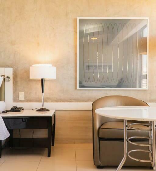 行政房间, Seara Praia