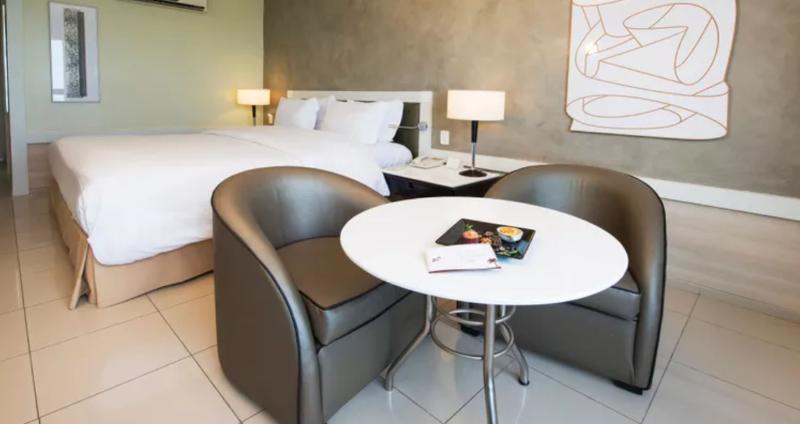 行政房间, Seara Praia