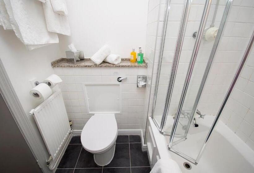 家庭间, Crown Hotel Wetheral