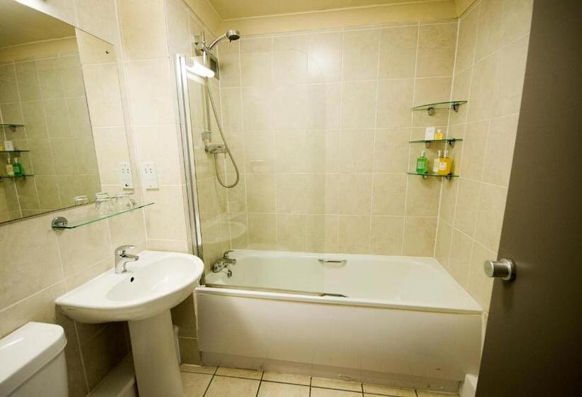 家庭间, Crown Hotel Wetheral