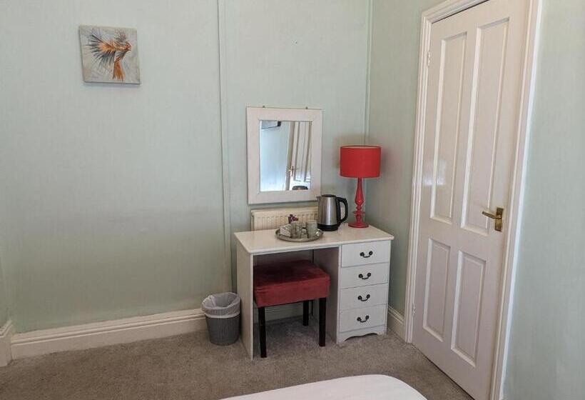 标准间, Charles Cotton