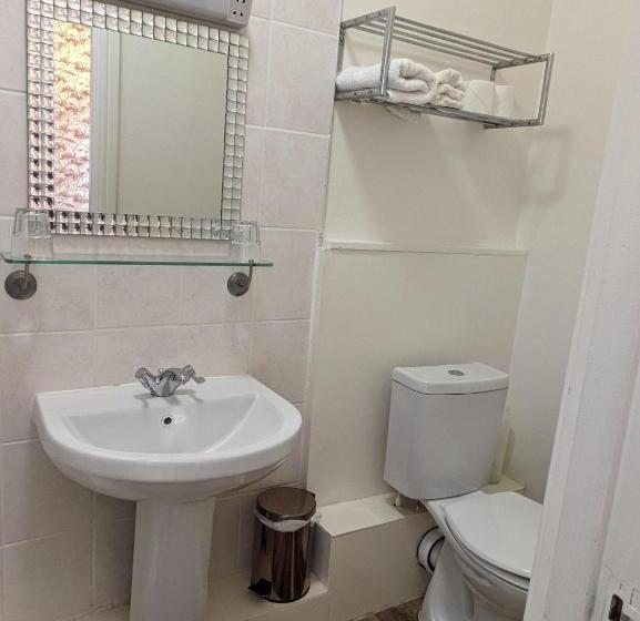 标准间, Charles Cotton