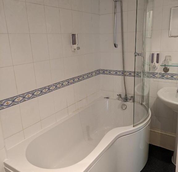 古典房间, Charles Cotton