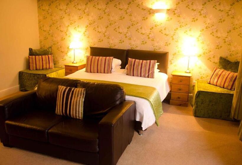 家庭套房, Charles Cotton