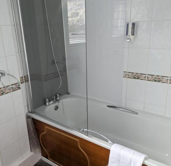 高级大房间, Charles Cotton