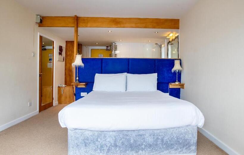 スタンダードスタジオ, Skipton Hotel   Formerly Known As Hotel Rendezvous Skipton