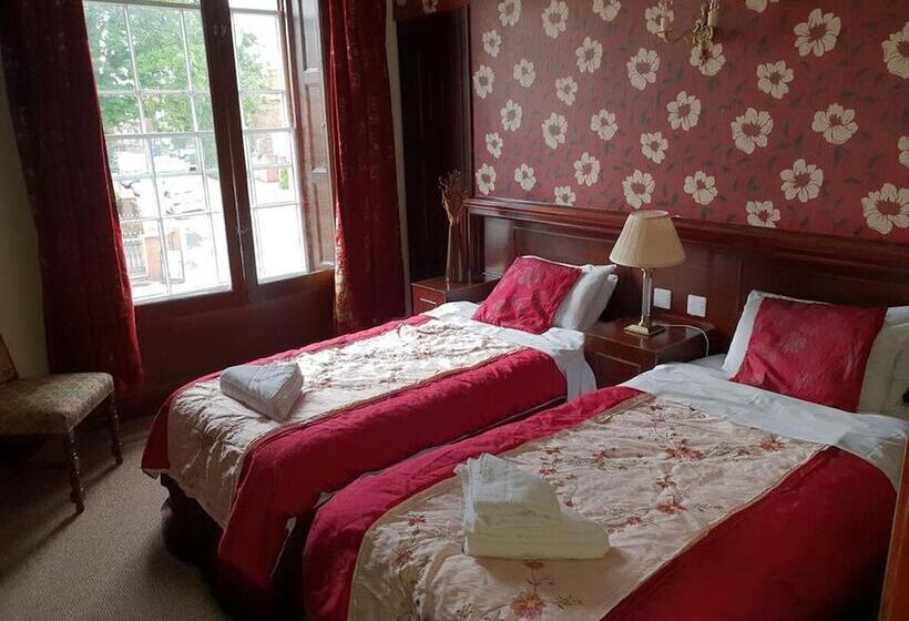 Номер Стандарт, Georgian House