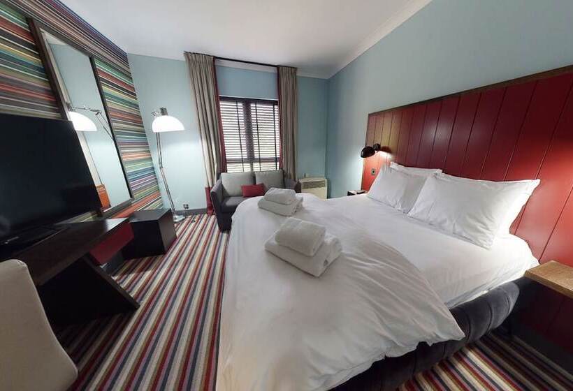 스탠다드 룸, Village Hotel Swindon