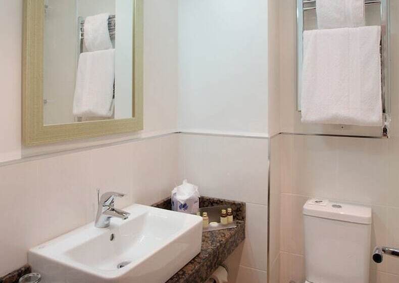 Номер Стандарт, Aubrey Park