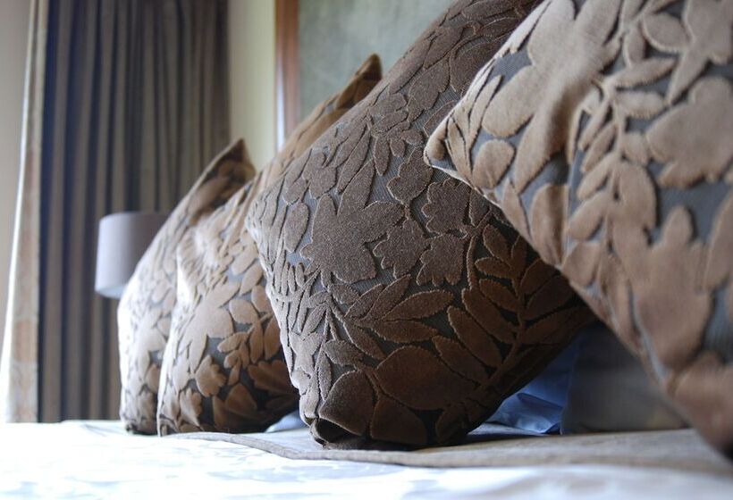 Номер Стандарт, Aubrey Park