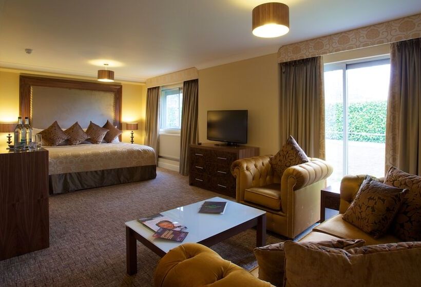 Люкс, Aubrey Park