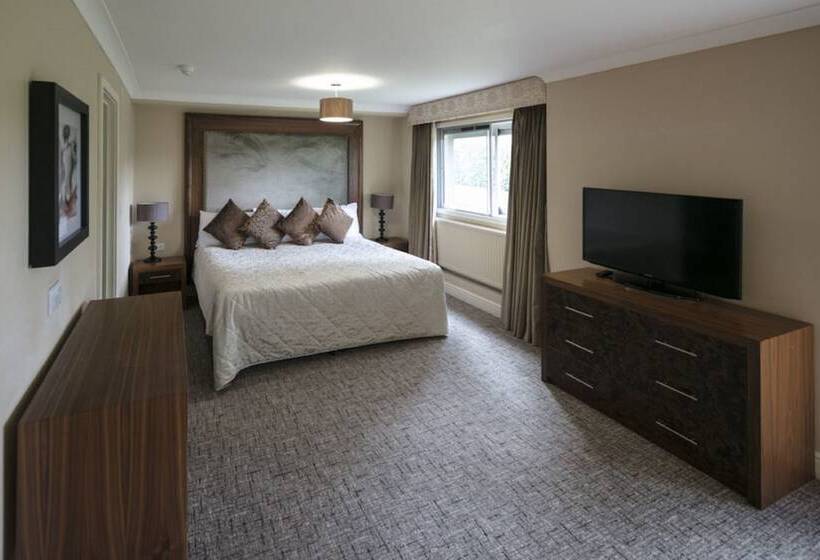 Люкс, Aubrey Park