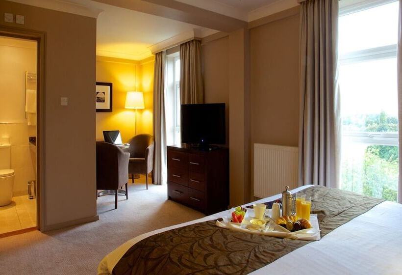 Люкс, Aubrey Park