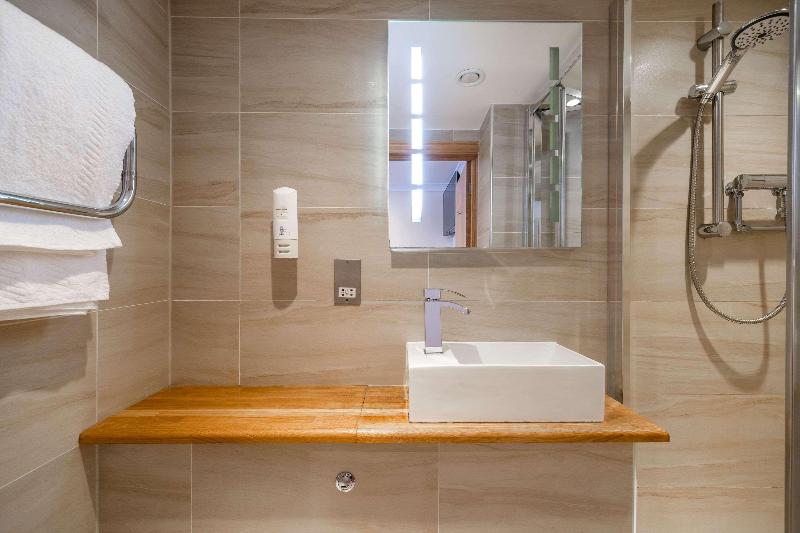 Номер Стандарт, Comfort Inn Hyde Park