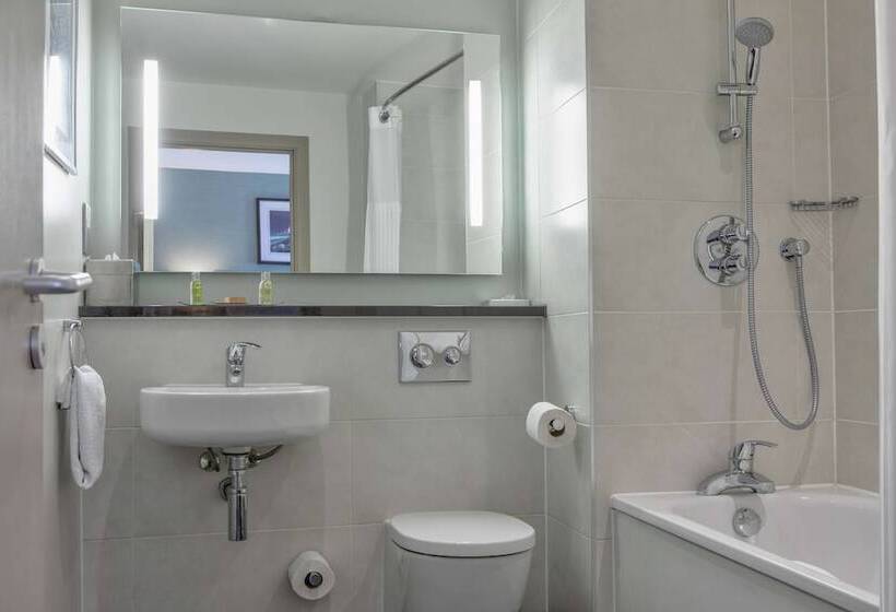 חדר סטנדרט, Doubletree By Hilton London Angel Kings Cross
