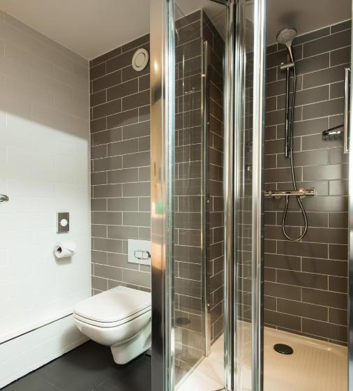 Номер Стандарт, Holiday Inn Express Burton On Trent, An Ihg