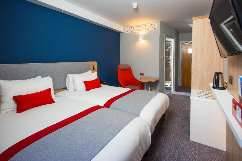 Номер Стандарт, Holiday Inn Express Burton On Trent, An Ihg
