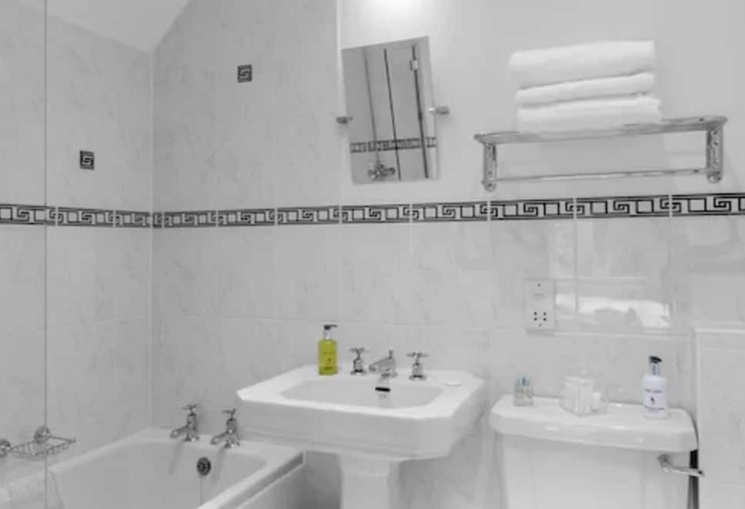 غرفة ديلوكس, Hurtwood