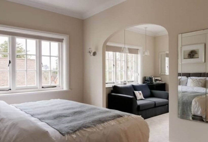 غرفة ديلوكس, Hurtwood