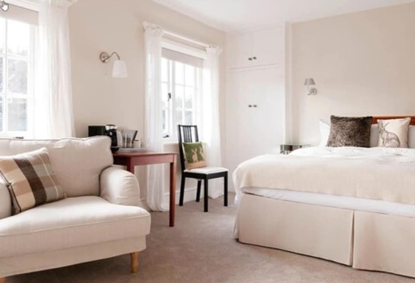 غرفة ديلوكس, Hurtwood