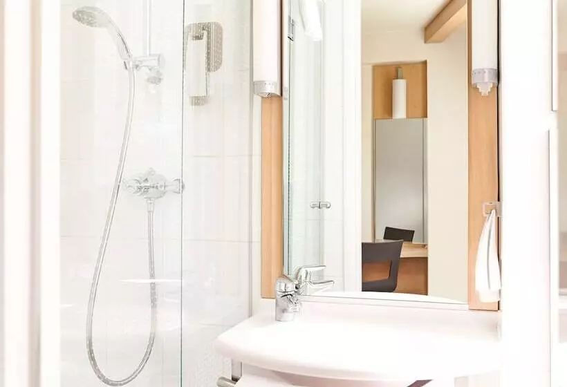 اتاق استاندارد, Ibis Birmingham Centre New Street Station