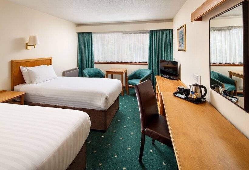 חדר משפחתי קלאסי, Mercure Livingston