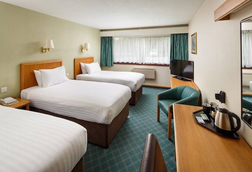 חדר משפחתי קלאסי, Mercure Livingston