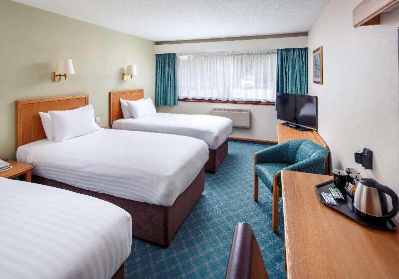 חדר משפחתי קלאסי, Mercure Livingston