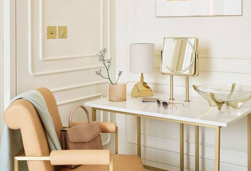 Deluxe Room, One Aldwych