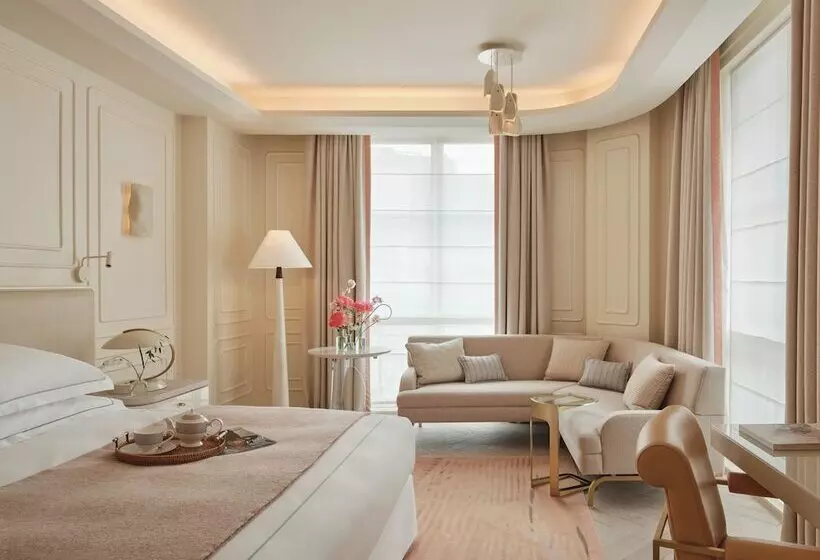 Deluxe Room, One Aldwych