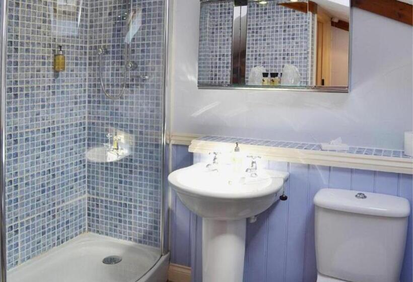 בית, חדר שינה 1, Penmorvah Manor