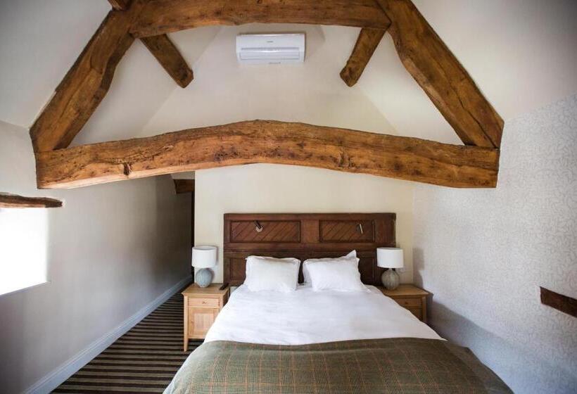 デラックスルーム, The Blue Boar