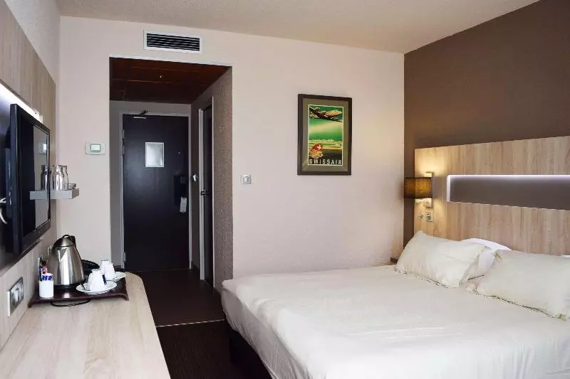 スーペリアールーム, The Lodge Hotel   Putney