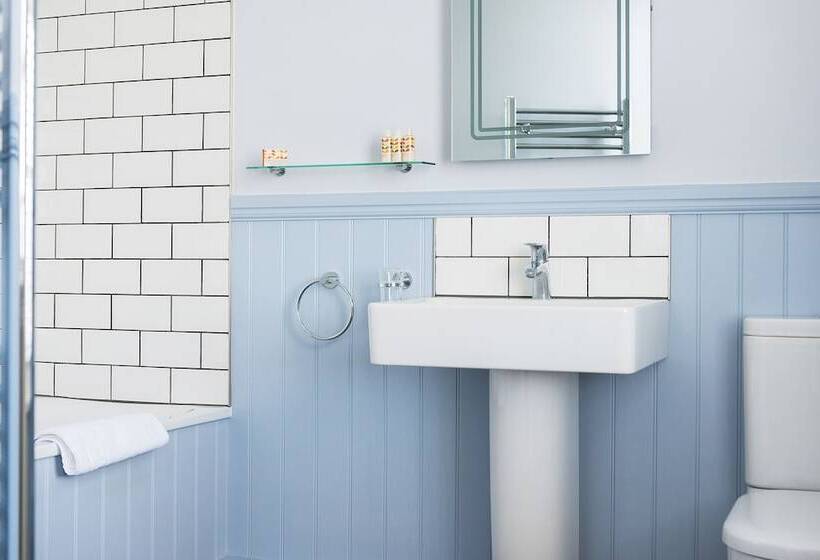 غرفة سوبيريور, The Old Success Inn