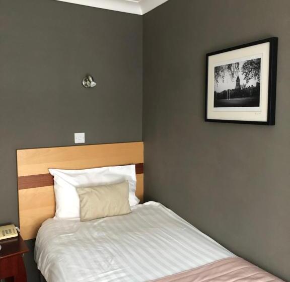 스탠다드 싱글 룸, The Rugby