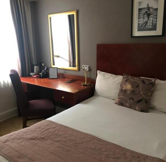 스탠다드 룸, The Rugby