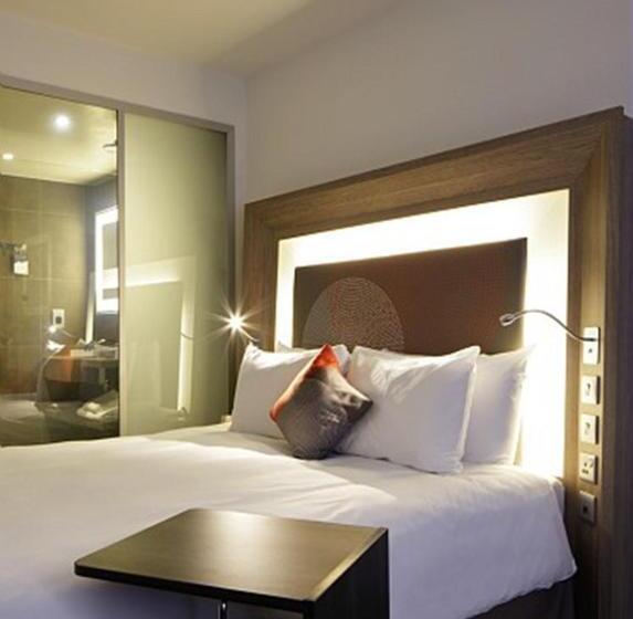 Executive Rum, Novotel London Waterloo